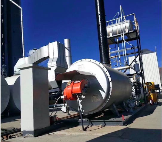 西藏120萬大卡燃?xì)鈱?dǎo)熱油爐調(diào)試完